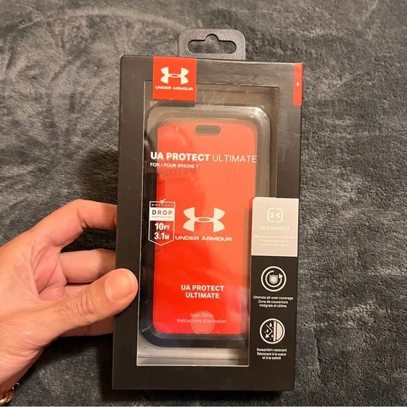 NWT Under Armour Red and Black Phone 7 Case - Picture 1 of 5